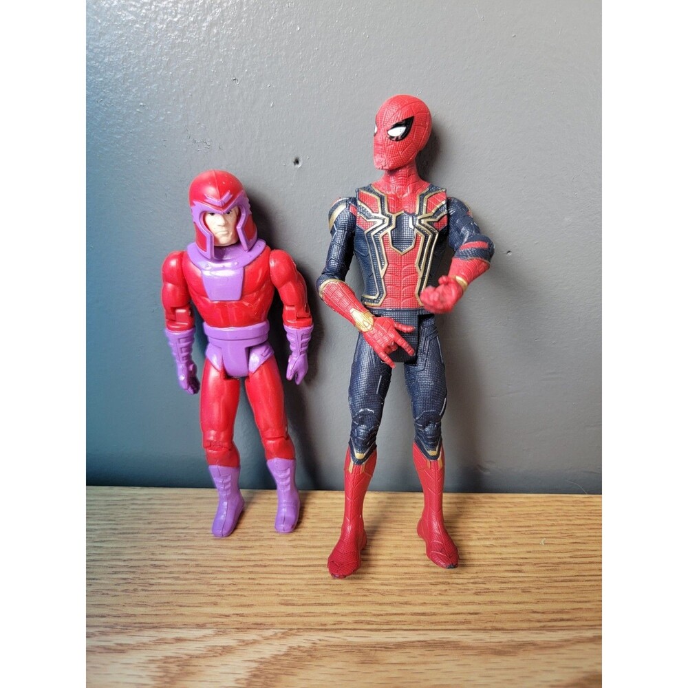 Spider-Man Far From Home SPIDER-MAN Basic 5.5" Hasbro Figure 2019